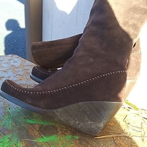 Aerosoles suede boots Brown